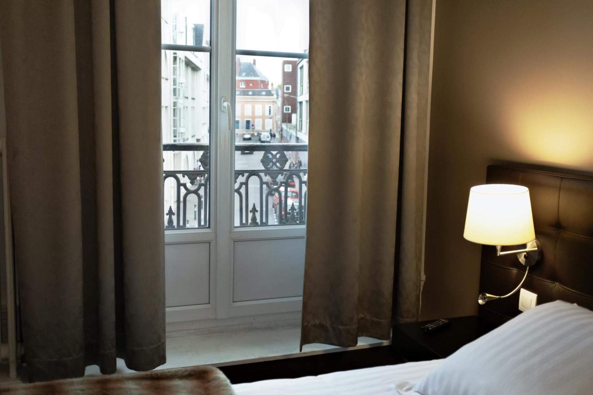 Le Saint Louis Hotell Amiens Exteriör bild