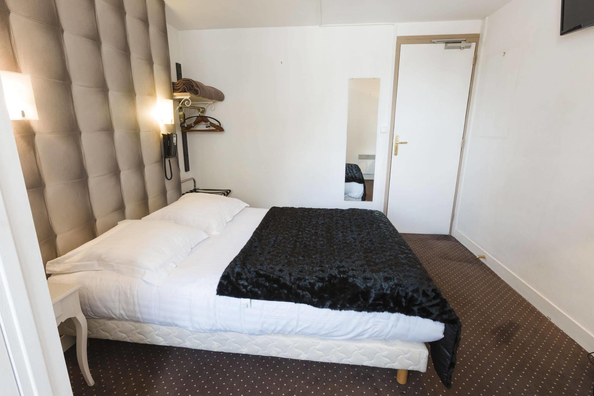 Le Saint Louis Hotell Amiens Exteriör bild