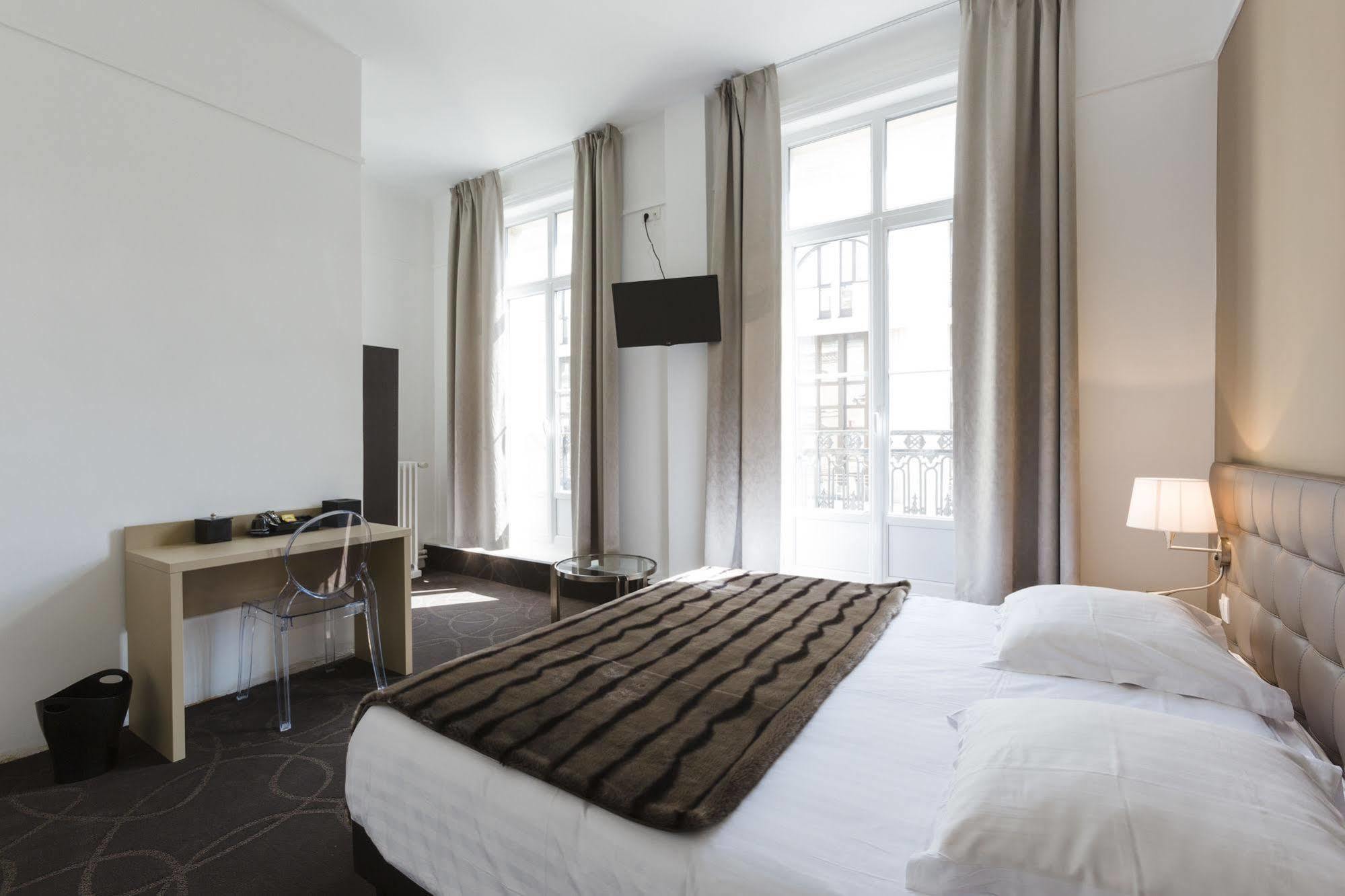 Le Saint Louis Hotell Amiens Exteriör bild