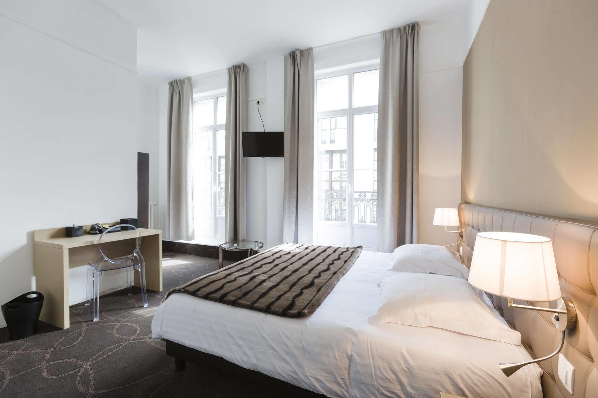 Le Saint Louis Hotell Amiens Exteriör bild
