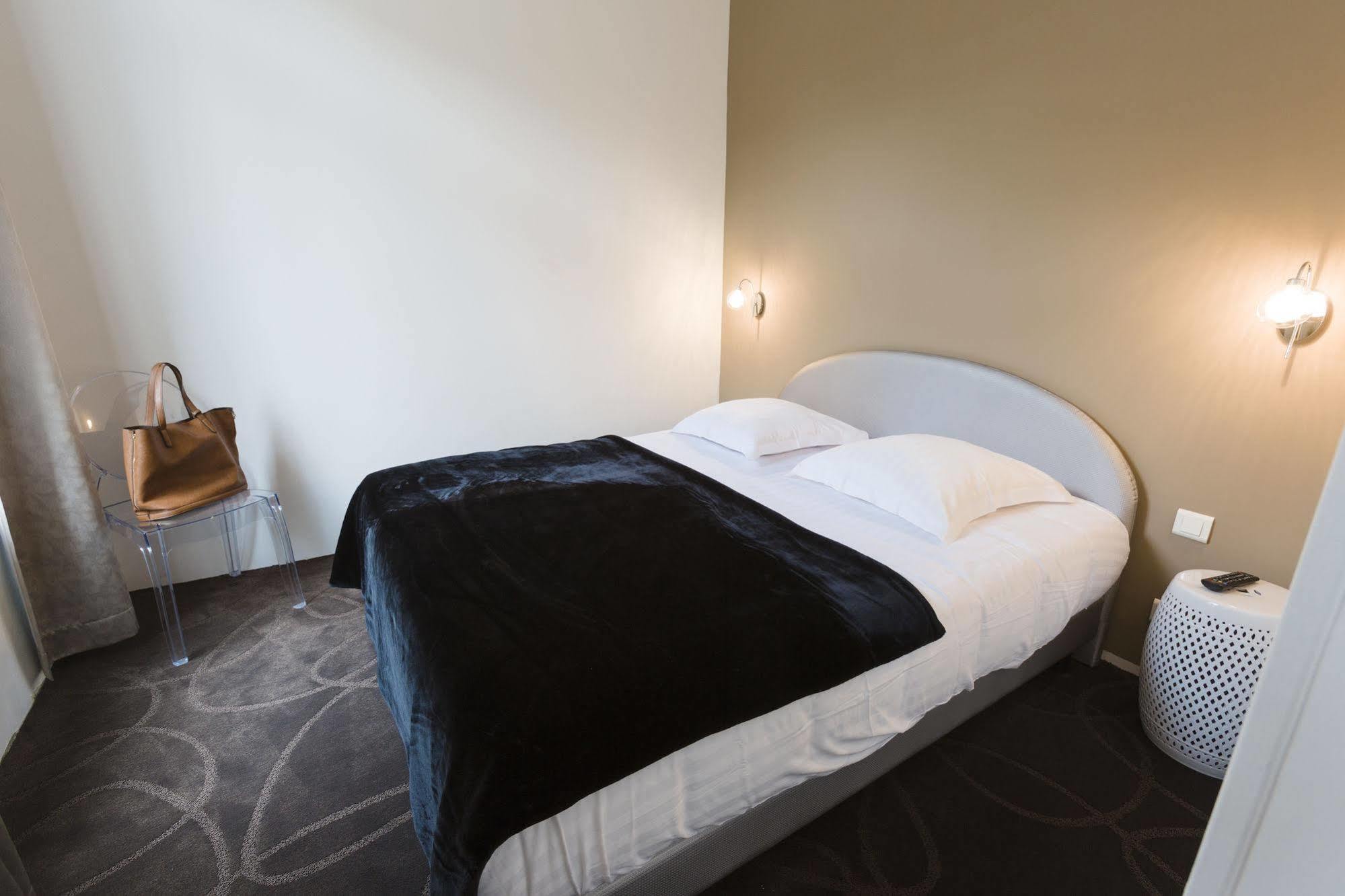Le Saint Louis Hotell Amiens Exteriör bild