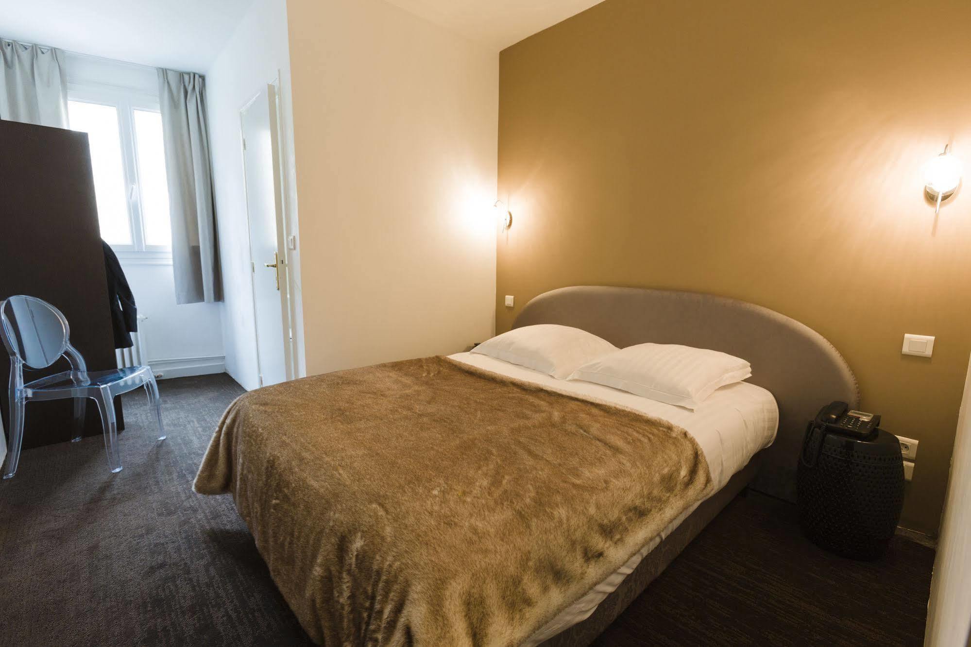 Le Saint Louis Hotell Amiens Exteriör bild